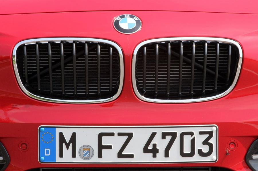  BMW 1-Series 5-Door 2012 года  (фото 48 из 57)